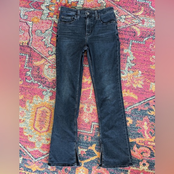 Levi’s | Women’s Dark Blue Premium 725 Highwaist Kickboot Side Slit Jeans, 28x34 - Picture 12 of 13